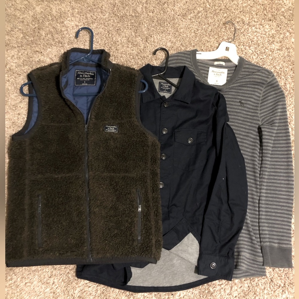 Abercrombie and Fitch BUNDLE Men’s Smalls NWOT Vest, Flannel, and Thermal
